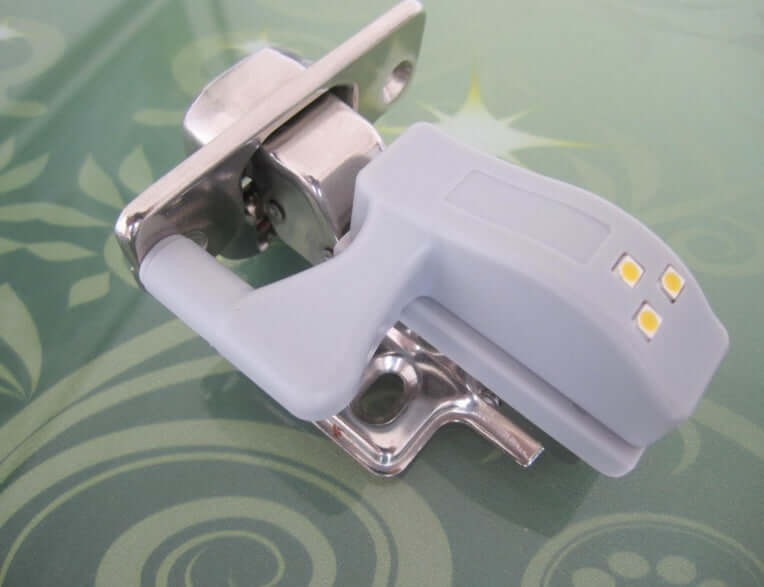 12V LED cabinet hinge light with automatic door-activated switch