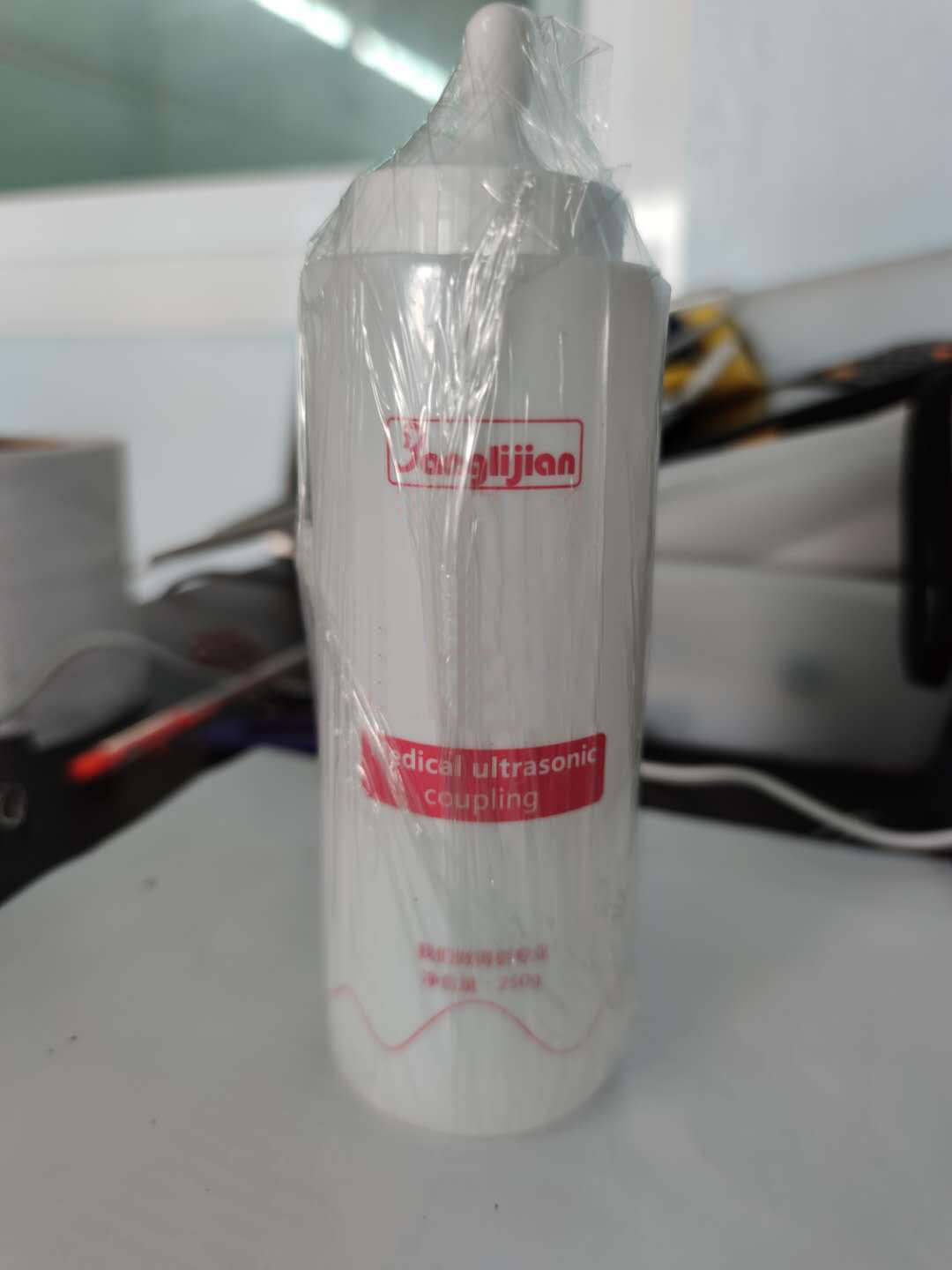 Fetal heartbeat monitor with 2.5MHz probe and LCD display for home use