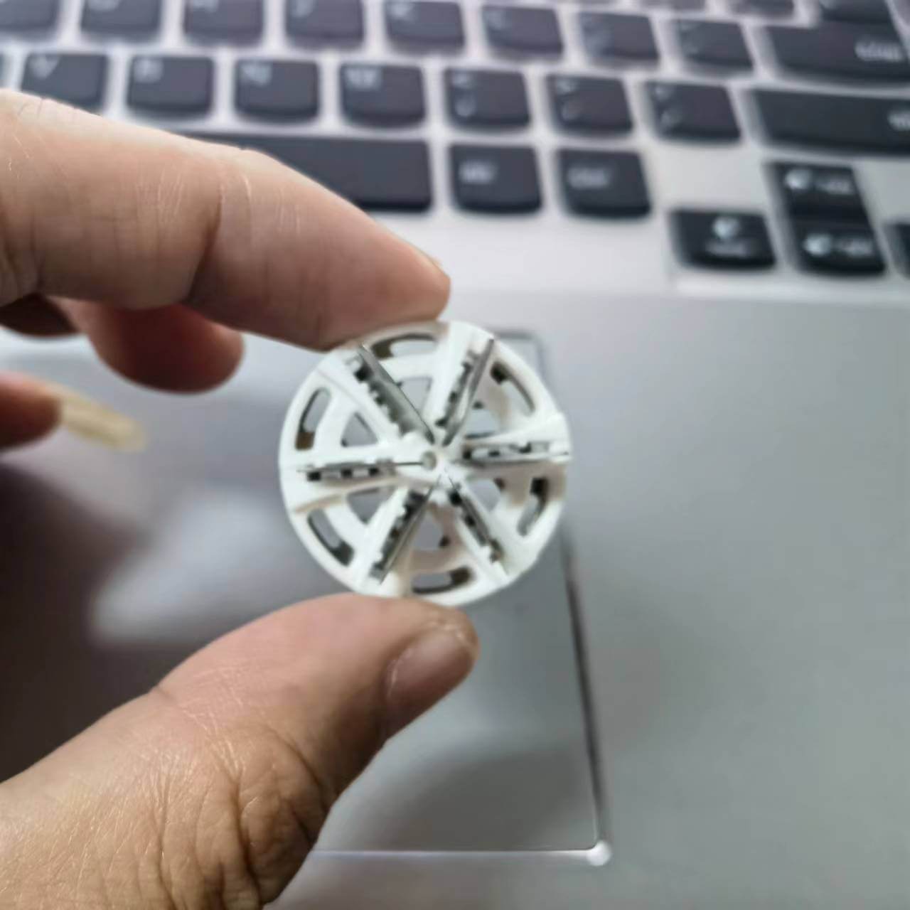 Mini Portable Cordless USB Electric Shaver