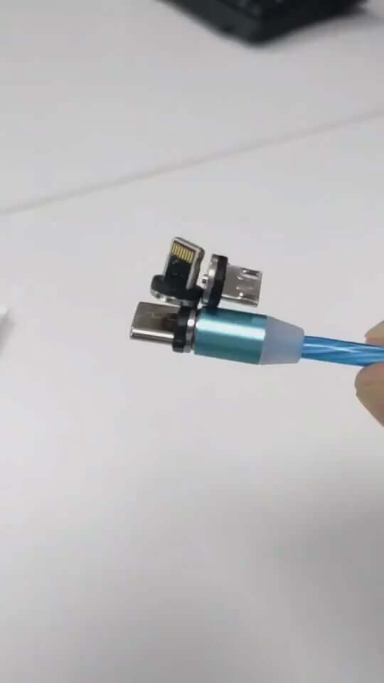 Flowing Light Magnetic Streamer Data Line Cable end with connectors for iPhone and Android devices.