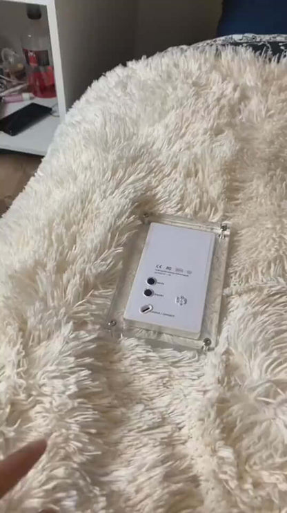 1View details for Digital Picture Frame Acrylic Video Player Digital Photo Frame Vertical Display With 1GB And Battery Type C Video Frame Gift For Loved Digital Picture Frame Acrylic Video Player Digital Photo Frame Vertical Display With 1GB And Battery T