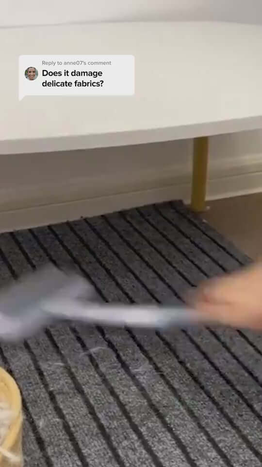 How to use the flannel surface cleaning brush