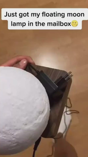 New Levitation Table Lamp Moon Light
