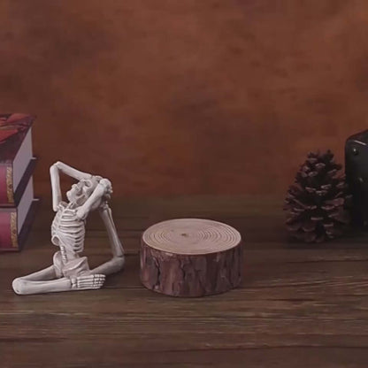 Halloween Horror Desktop Ornaments Skeleton in vintage white